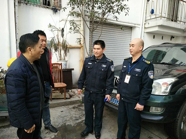 公司领导视察基层大队